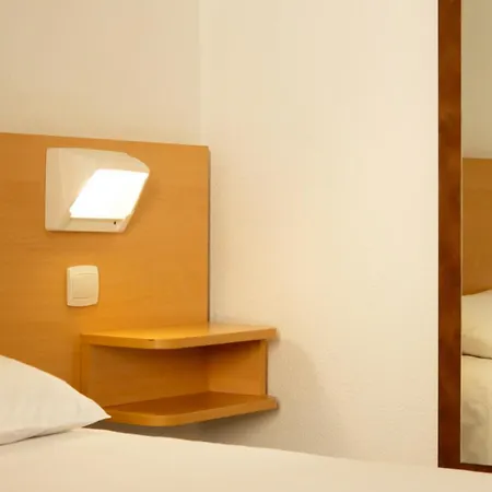 호텔 Fasthotel Montpellier Ouest - Un Fh Classic Saint-Jean-de-Védas