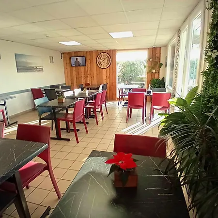 מלון Fasthotel Montpellier Ouest - Un Fh Classic 3*
