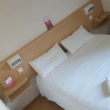 Fasthotel Montpellier Ouest - Un Fh Classic מלון