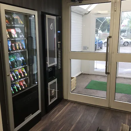מלון Fasthotel Montpellier Ouest - Un Fh Classic 3*