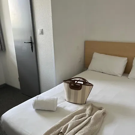 Fasthotel Montpellier Ouest - Un Fh Classic מלון Saint-Jean-de-Védas